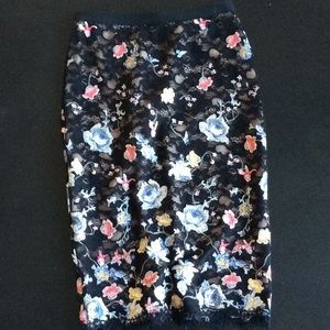 BCBG MAXAZARIA LACE FLORAL EMBROIDERED SKIRT XXS